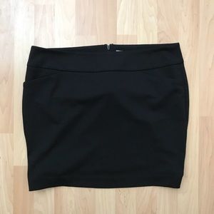White House Black Market Ponte Skirt L